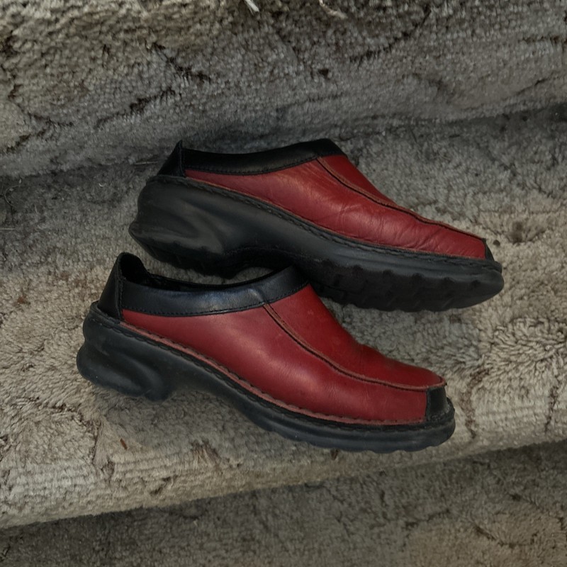 Josef Seibel Red Black moc toe Leather Clogs Mules 7.5 / 38 cosplay emo goth gallery