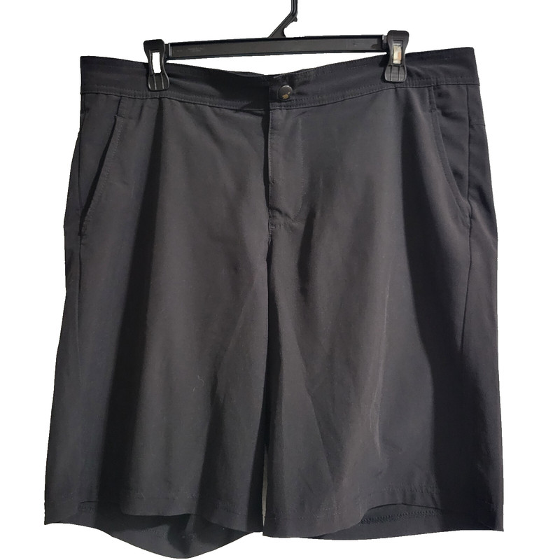 Tek Gear Shorts Men’s Black Dry Tek snap/zip/drawstring unlined Shorts Size M