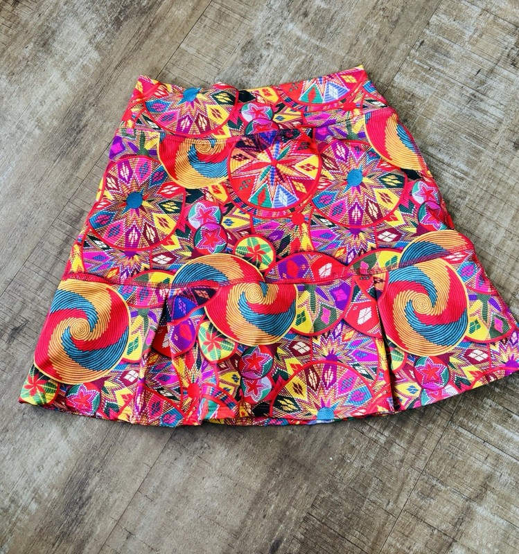 Donajo fitness wear Glide Skirt/Skort size 1 (small) red pink orange yellow gallery