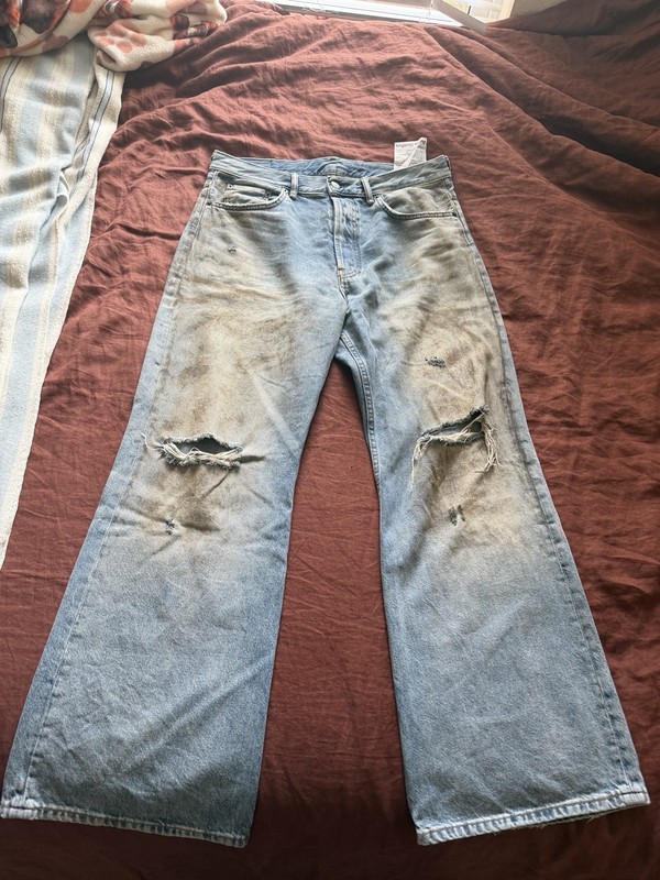 Acne Studios 2021M “Dirty” Light Wash Blue Distressed Wide-Leg Denim Jeans 32