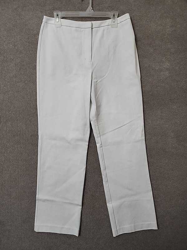 Chicos Stunning Stretch Takara Pants Womens 2 US 12 White Straight Leg NEW