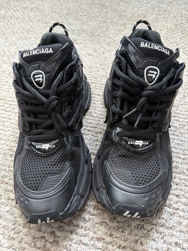 Balenciaga Track Men’s Low Top Lace-Up Mesh Sneakers Black Logo Activewear