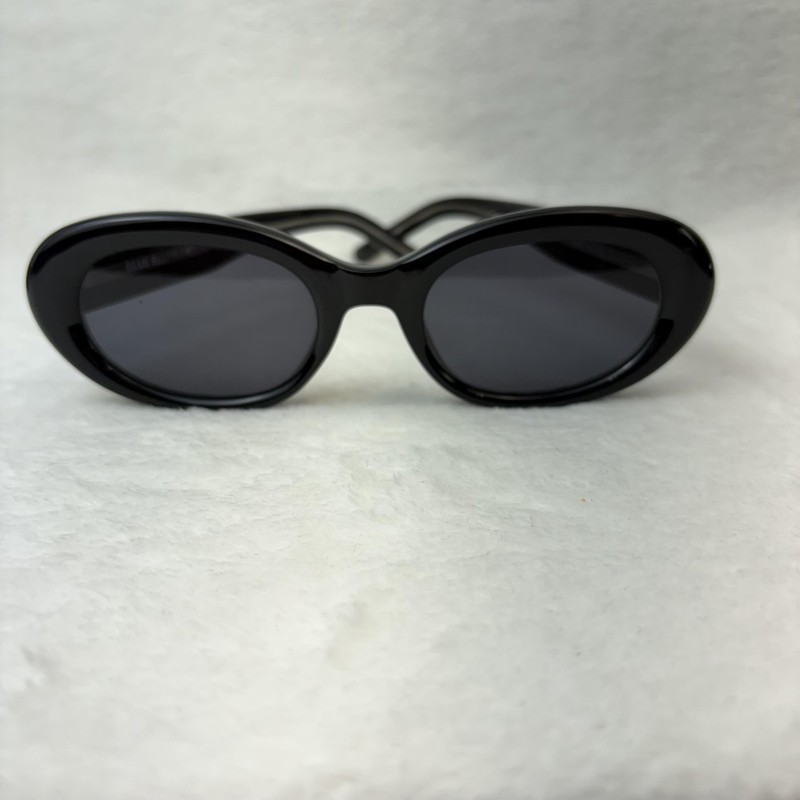 Blue Elephant Sunglasses Black Oval DINO BLACK Gray Tinted 52-23-145