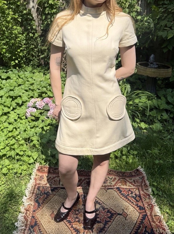 Vintage Mod Mini Dress Saks Fifth Ave, Vintage 60s GoGo Dress, Circle Pockets