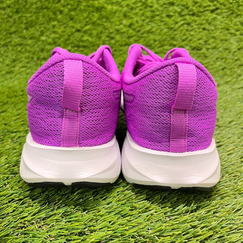 Asics Versablast 2 Womens Size 9.5 Purple White Athletic Running Shoes Sneakers gallery