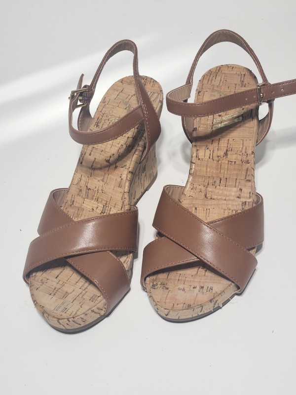 Aerosoles Women’s Brown Leather Strappy Ankle Strap Wedge Sandals 6.5