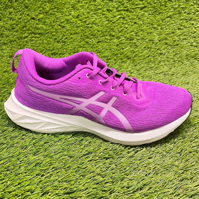 Asics Versablast 2 Womens Size 9.5 Purple White Athletic Running Shoes Sneakers