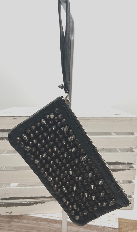 RHONDA OCHS Leather Studded Spiked Black Leather Wristlet – EUC