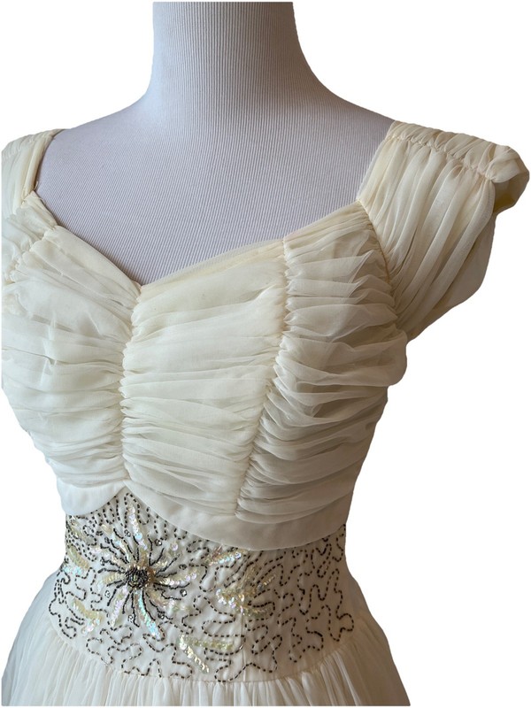 Vintage 50s Wedding Dress Tea Length Beaded Cap Sleeve Size 4/6? Cream