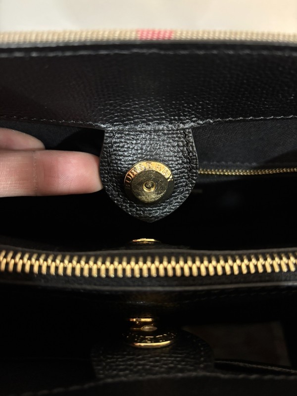 AUTHENTIC Burberry Banner Tote House Check Derby Canvas Shoulder Bag New gallery