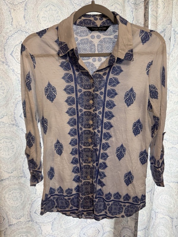 Tango Mango Women’s White Blue Paisley Button-Up Collared Blouse S Cotton gallery