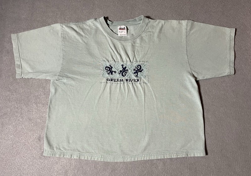Green River Embroidered Women’s T-Shirt Top Green Size Large