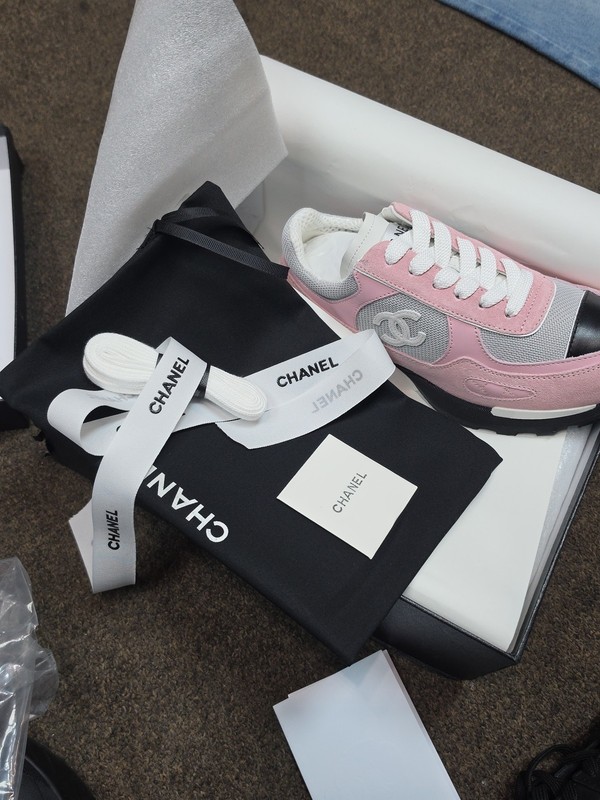 CHANEL Black Leather Low Top Lace-Up Athletic Sneakers New with Box