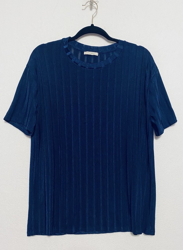 Zara Top Womens Medium Blue Ribbed Crew Neck Short Sleeve Shiny Boho