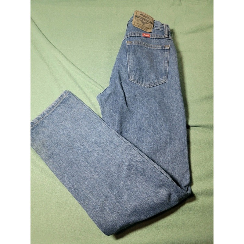 Wrangler Men’s Blue Jeans Medium Wash Regular Fit 29×32 Pants