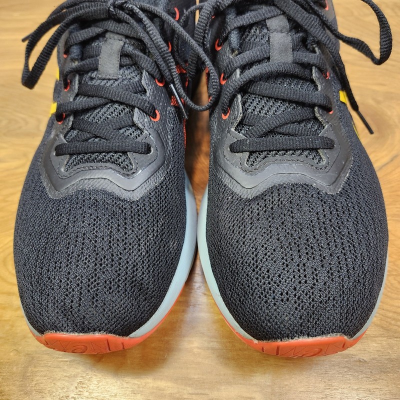 Asics Shoes Mens 9.5 Versablast 2 Running Sneaker Black Yellow Red 1011B334 gallery