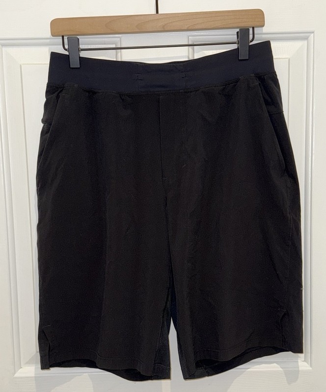 Lululemon Athletica M7AA3S T.H.E. Shorts Linerless 11" Men’s Medium M Black