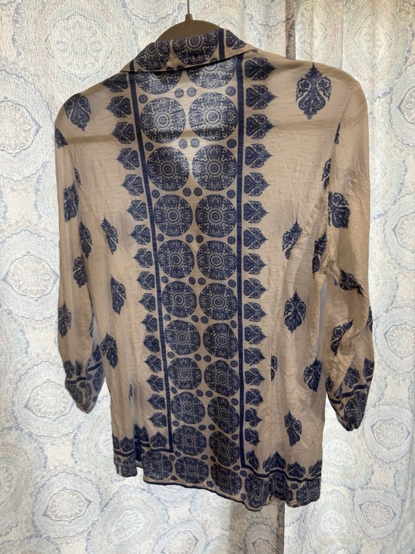 Tango Mango Women’s White Blue Paisley Button-Up Collared Blouse S Cotton gallery