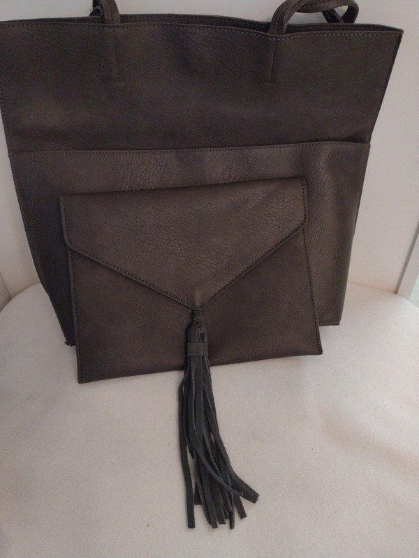 Street Level Large Faux Leather Tote Bag And Matching Envelope Clutch w/Tassel