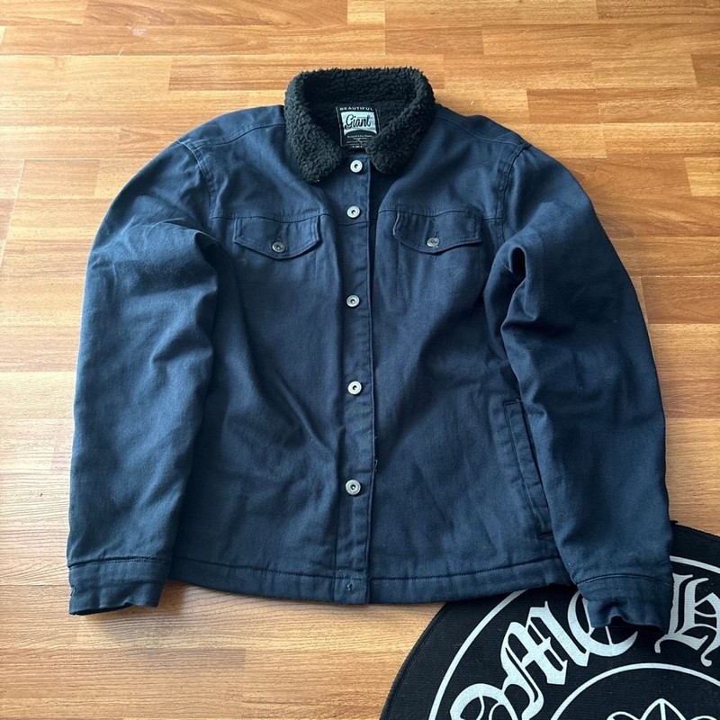 Beautiful Giant Twill Sherpa Lined Trucker Jacket