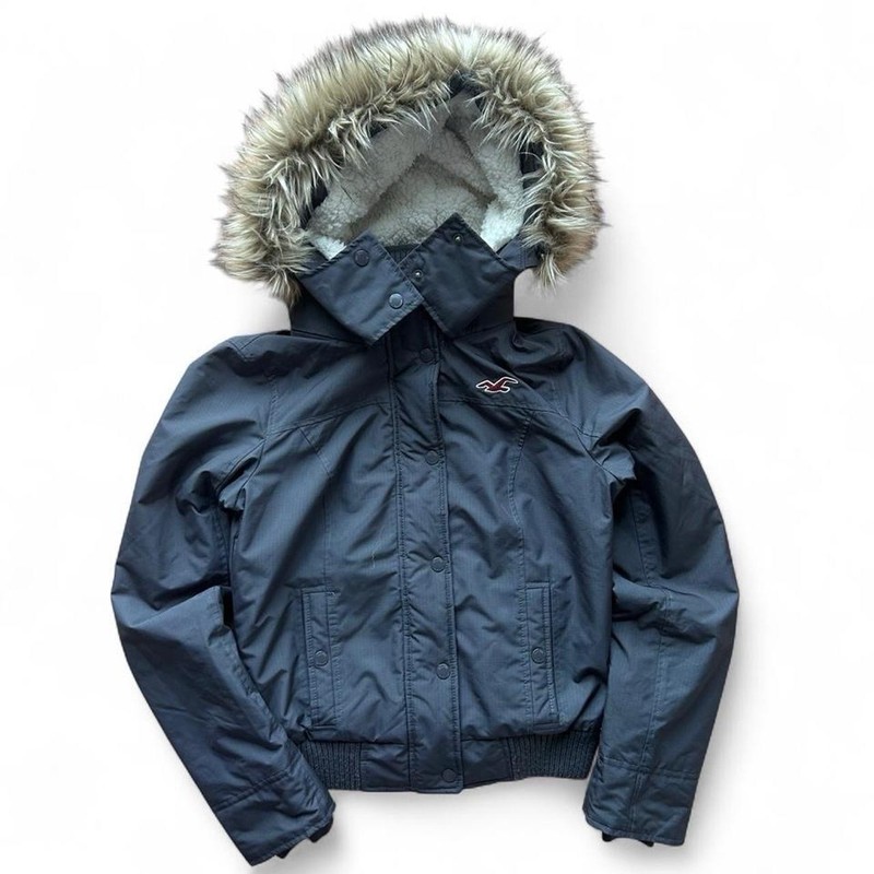 Y2K Hollister preppy all weather fur hoodie women’s grey button-up jacket S