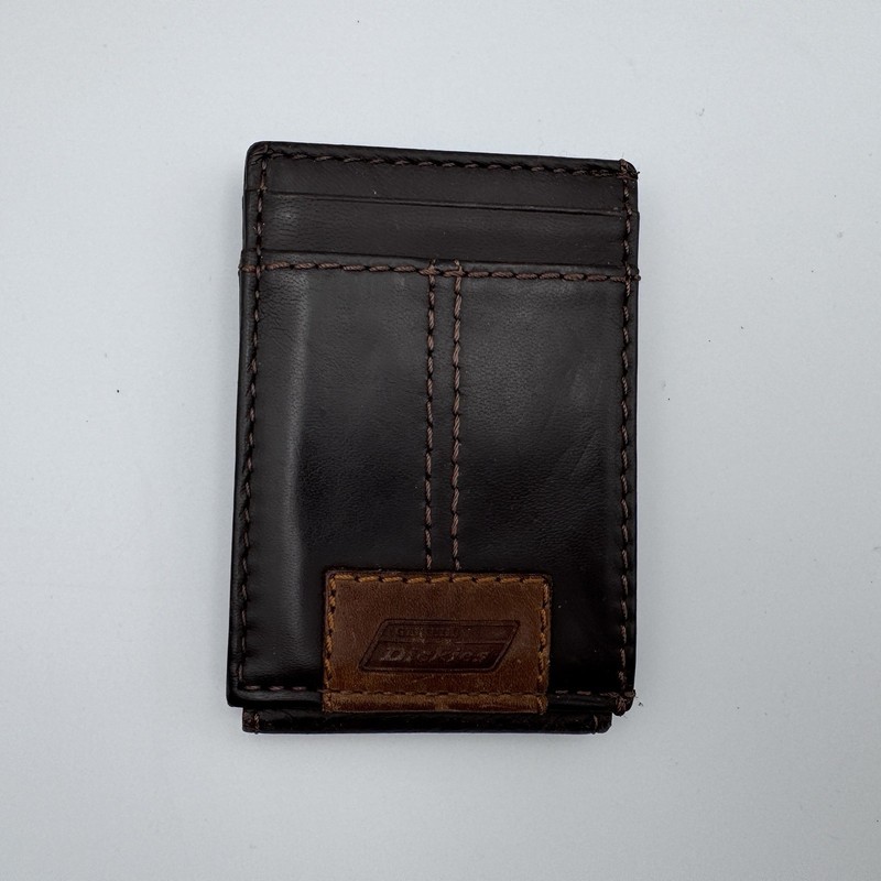Dickies Men’s Brown Genuine Leather Magnetic Bifold Wallet
