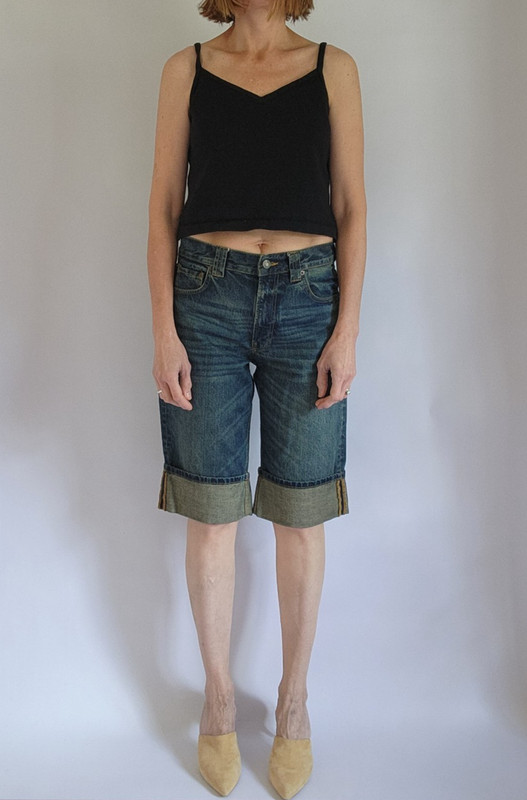 Zara knee-length denim shorts w/ turn-up hems, EU36 US4, dark wash, excellent