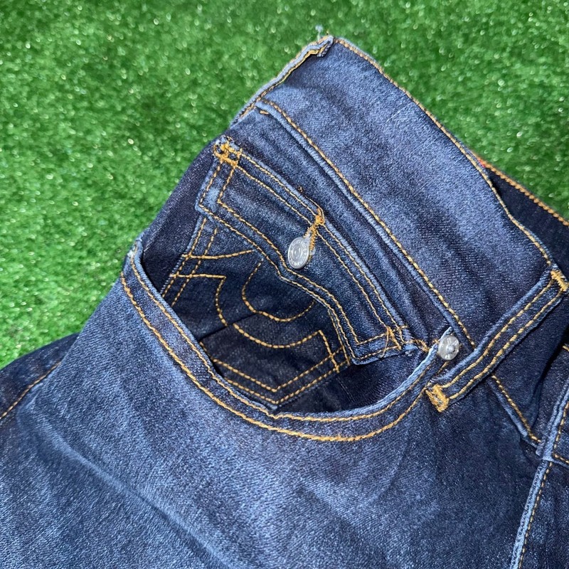 True Religion RICKY Relaxed Straight Dark Wood Wash Jeans Pants Size 32x34 NWT gallery