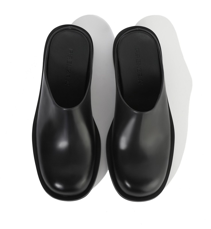Firenze Atelier Men’s Black Cow Leather Mules & Slip-on Clogs Leather Slippers
