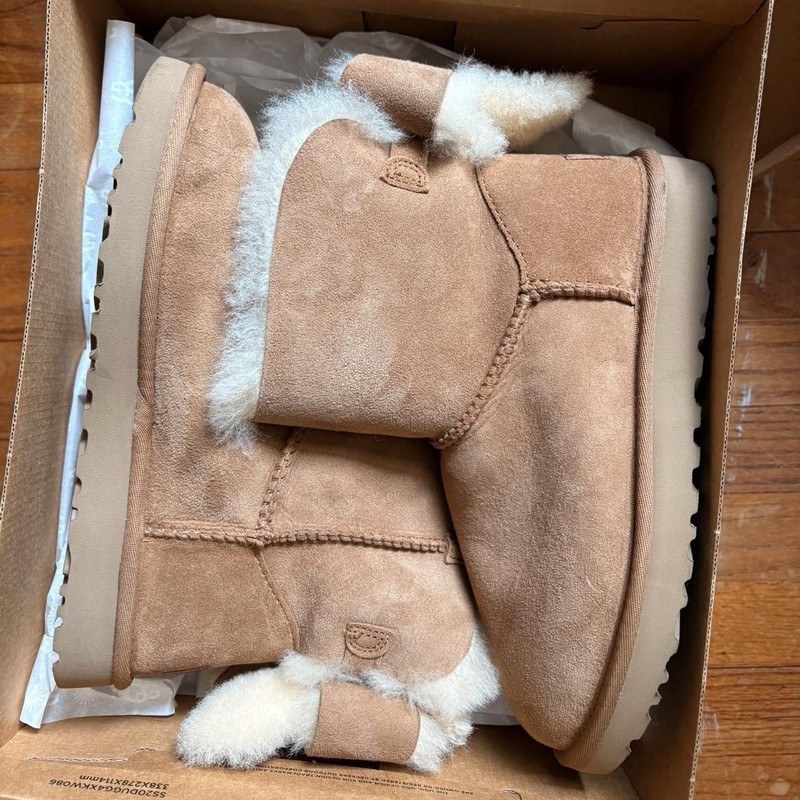 UGG CLASSIC MINI BAILEY HERITAGE BOW CHESTNUT BOOTS US 7