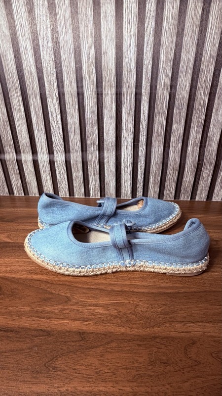 CL by Laundry Women’s Blue Mary Jane Flats Buckle Closure Round Toe Solid gallery