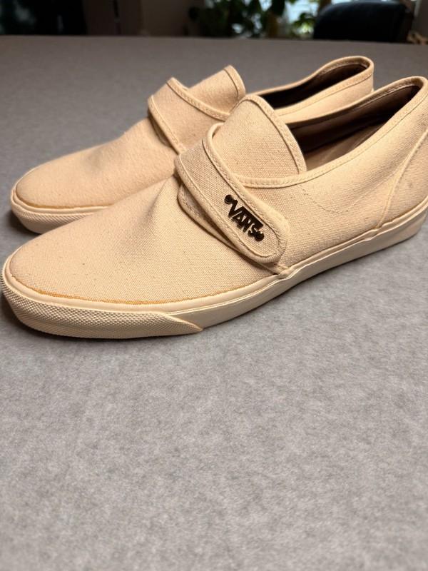 VANS STYLE 147 SHOES – MADE IN USA – RARE CANVAS STRAP MODEL – SIZE 11