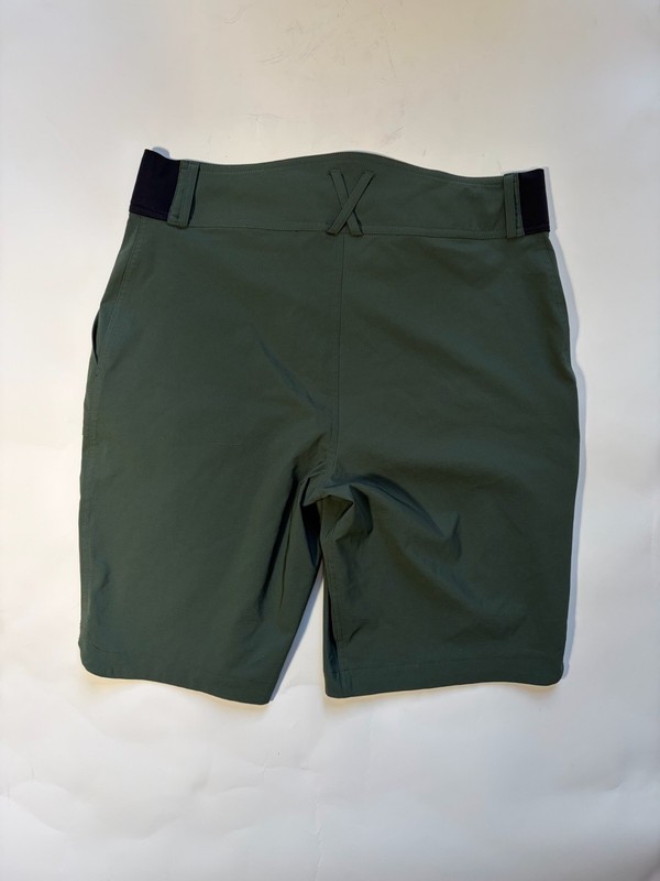 Krimson Klover Sienna 11 in Long Green Mountain Biking Hiking Short Women Sz M gallery