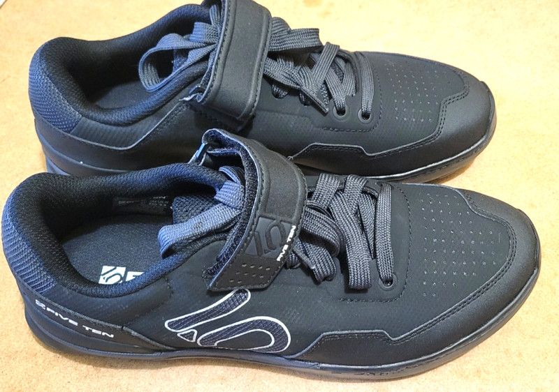 Five Ten Men’s Kestrel Stealth Lace Mountain Bike Cycling Shoes US 8 Black