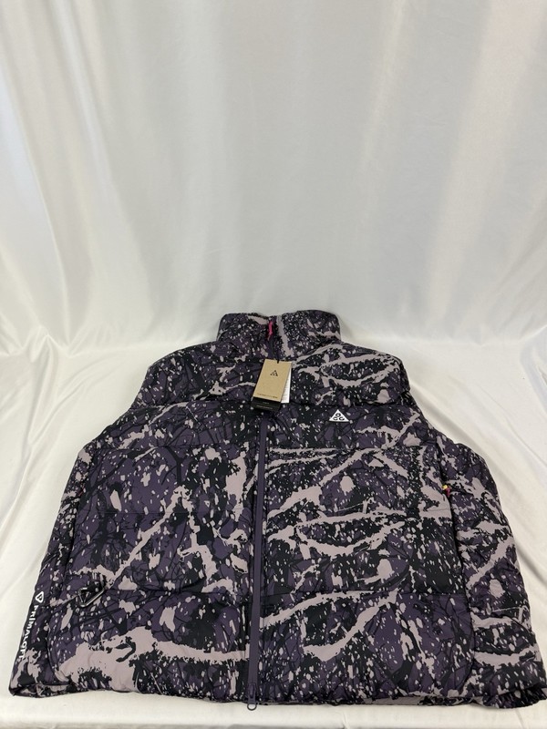 Nike ACG Puffer Vest Purple Camo Lunar Lake Therma Fit ADV $250 Womens Sz Large