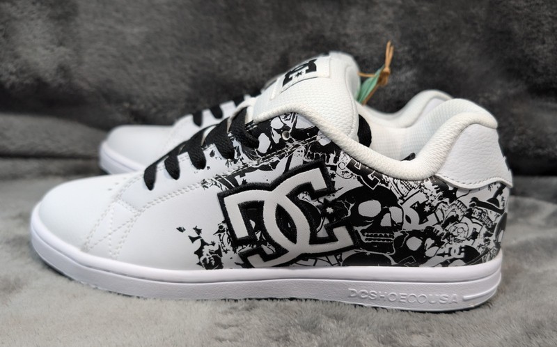 DC Shoe Co USA, Black And White Skull, Gaveler DC Shoes, Mens Size 8 New In Box