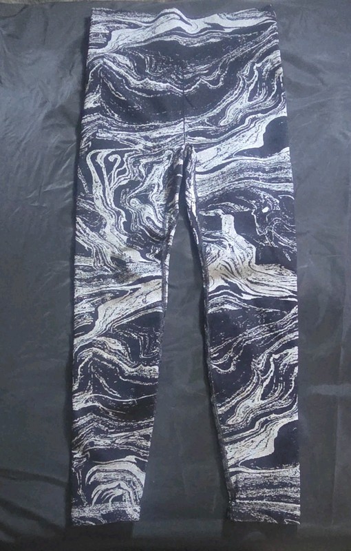 Athleta Women’s Marble Shine Seamless Tight Legging Black Silver Size Medium