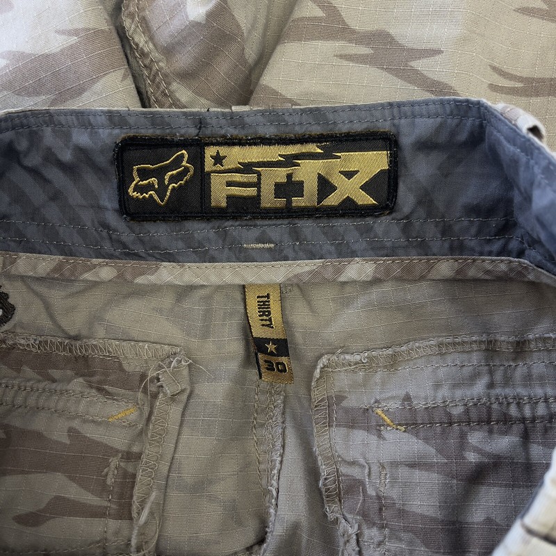 FOX Racing Shorts Cargo Brown Camo Twill Riding Biking Walking Men Sz W-30 L-11. gallery