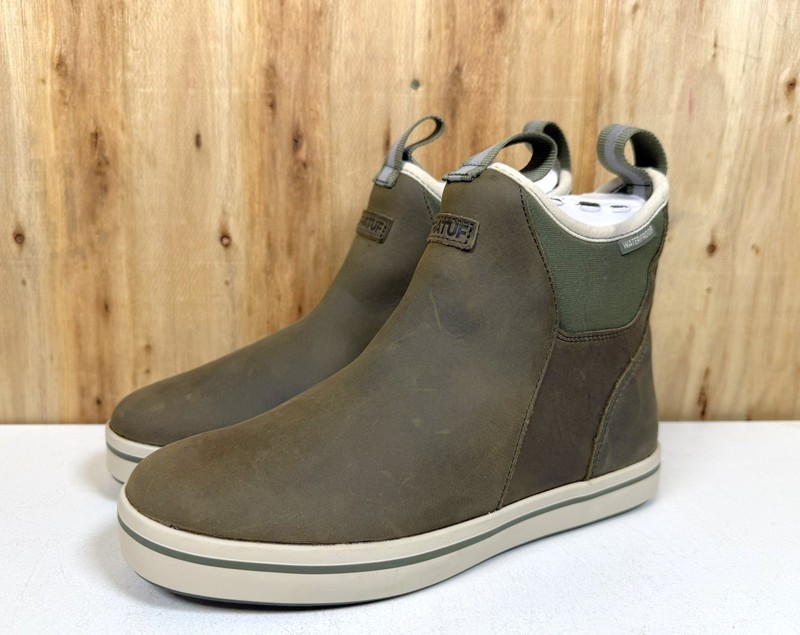 Xtratuf Ankle Deck Boots Women’s SIZE 8 Waterproof Leather XWAL-303 (Z)
