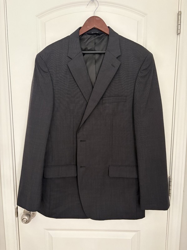 Men’s Blazers/ Sports Coat – Jos. A . Bank 46L Dark Charcoal – Great Condition!