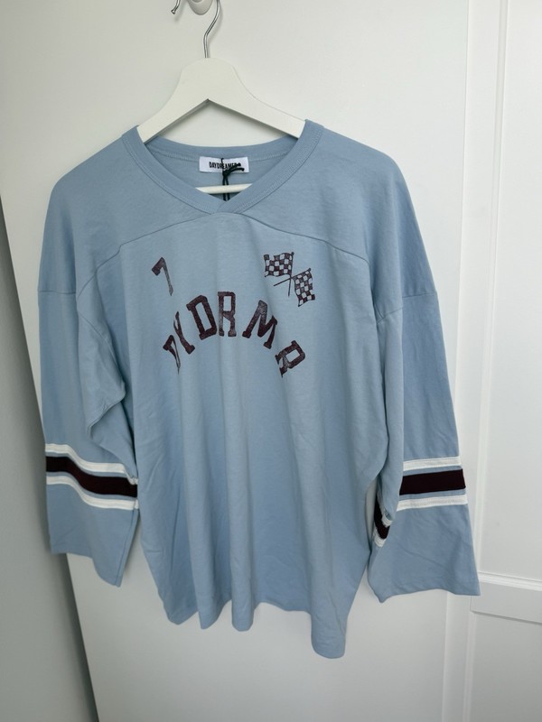 Daydreamer Arch Hockey Jersey in Sky Blue & Red Size S/M NWT Soft 100% Cotton