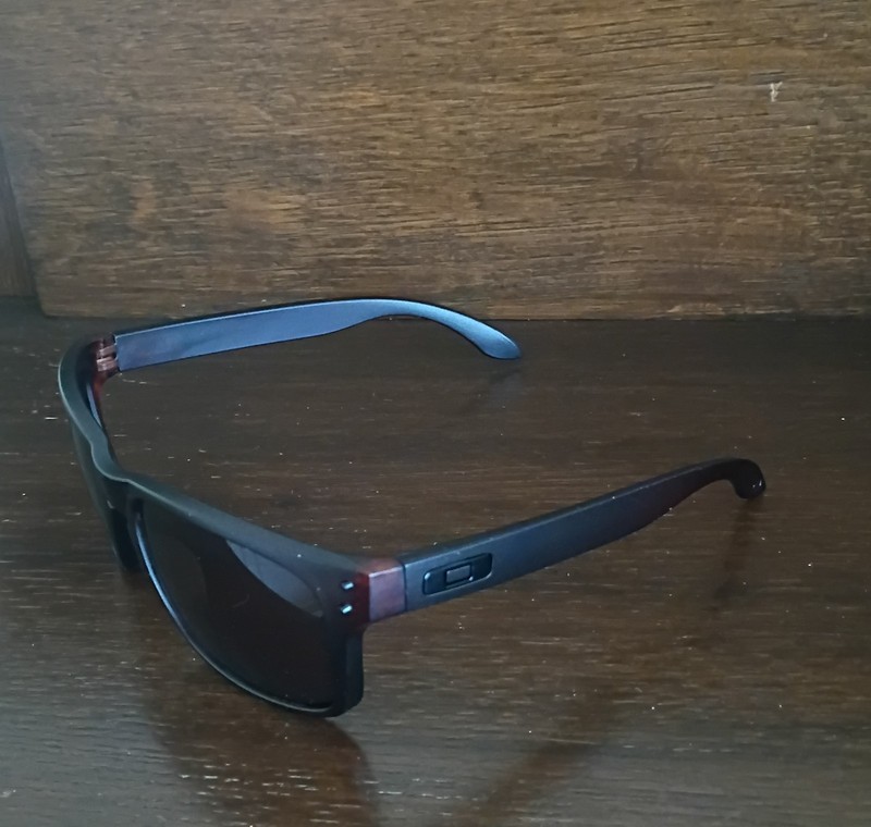 ⭐HOLBROOK⭐🕶️ Matte Brown Holbrook Oakley Sunglasses With Black «O» 🕶️