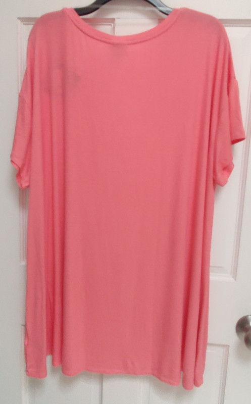 Ava & Viv V-Neck Tunic Top 3X Coral 95% rayon/5% spandex gallery