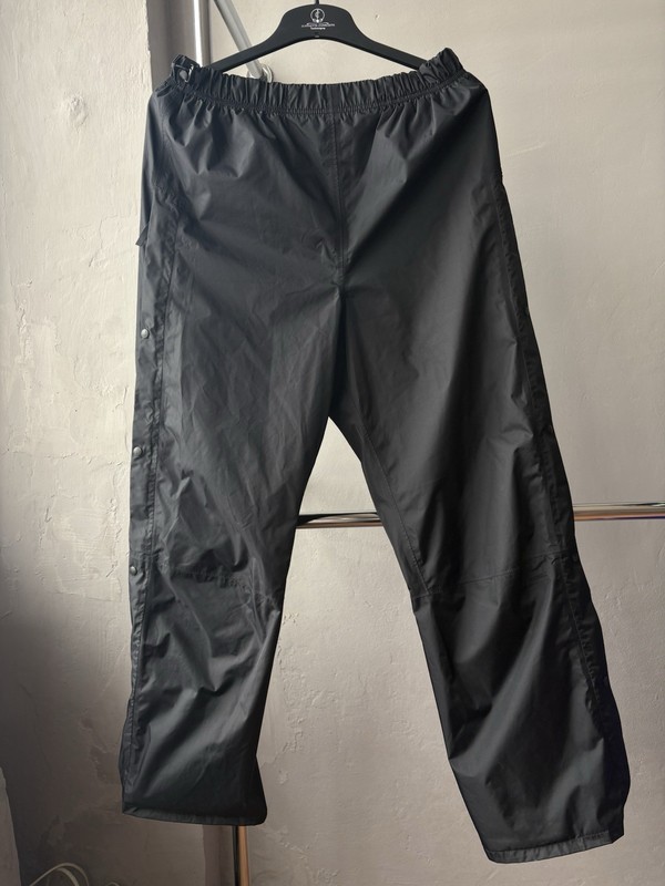 Berghaus Hydroshell Waterpoof Over Trousers Men’s 2 XL UK 18 Black Rain Pants