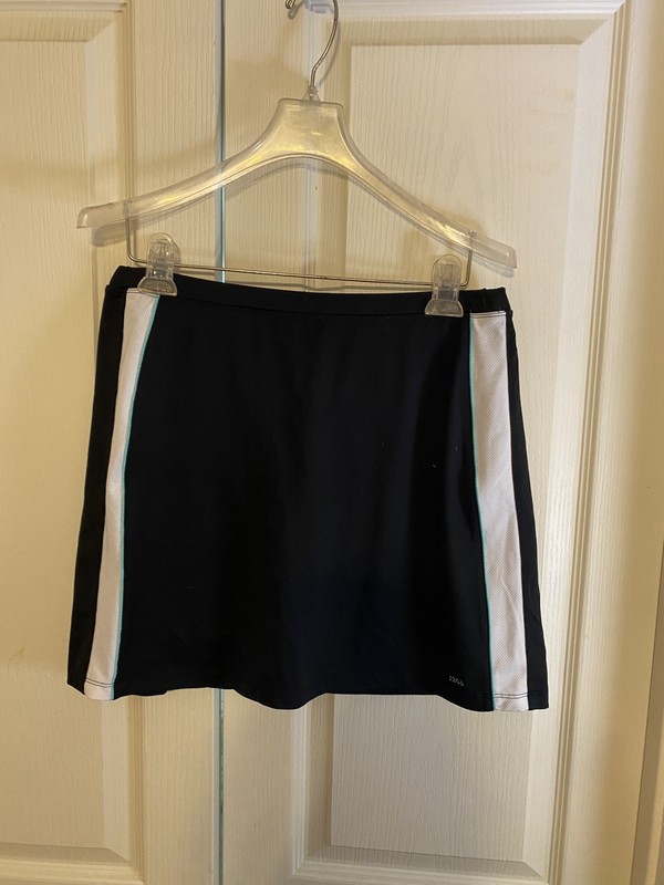 Izod Skort For Tennis Pickleball Or Golf black aqua And White Trim Size M