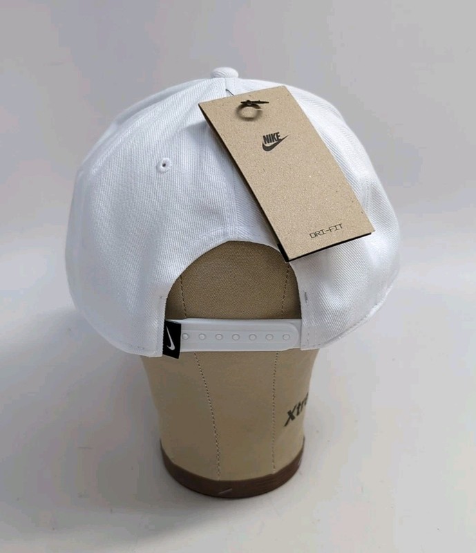 Nike Dri FIT Pro Snapback Men's Structured Futura Cap M/L White Black FB5380100 gallery