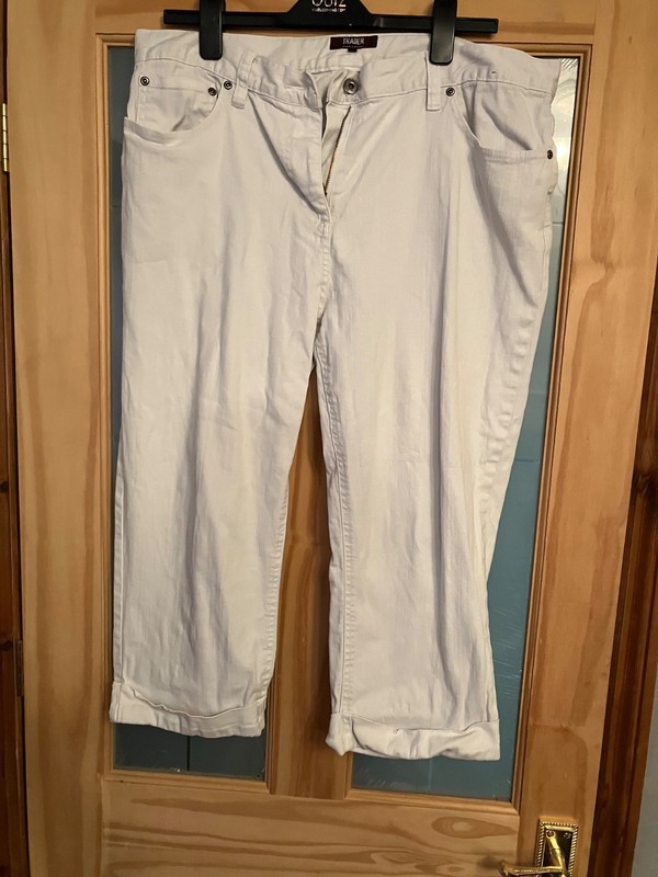 Trader Ladies White Soft Touch Crop Jeans Size 16