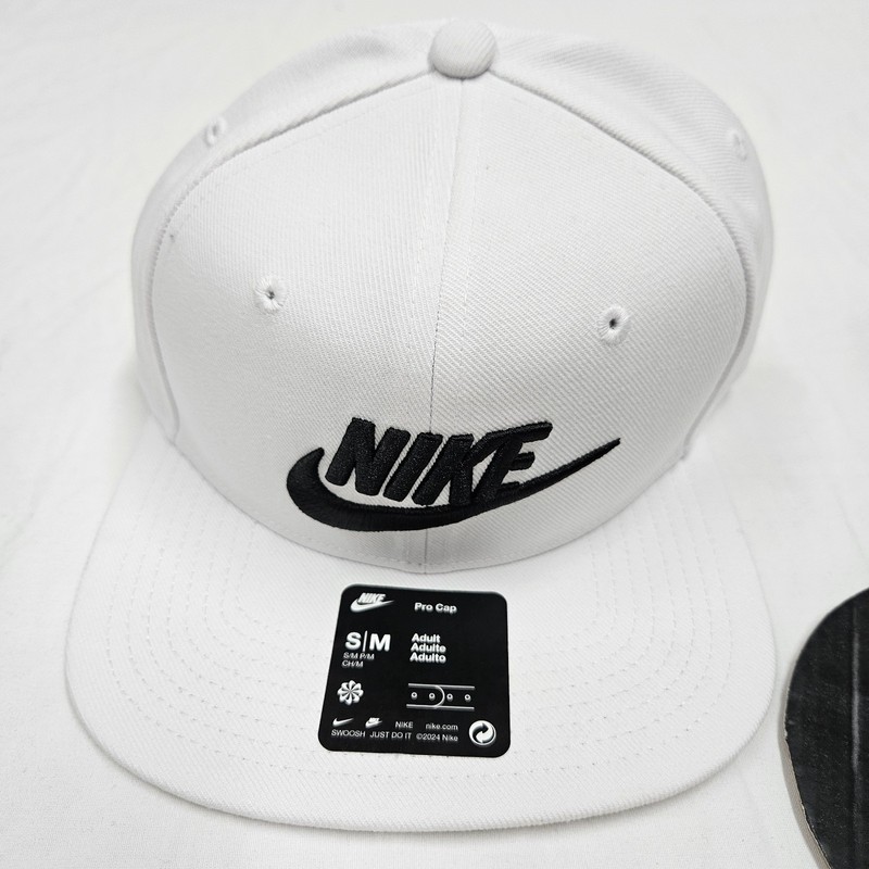 Nike Dri-FIT Pro White Snapback Hat White Black FB5380-100 Men’s Size S/M