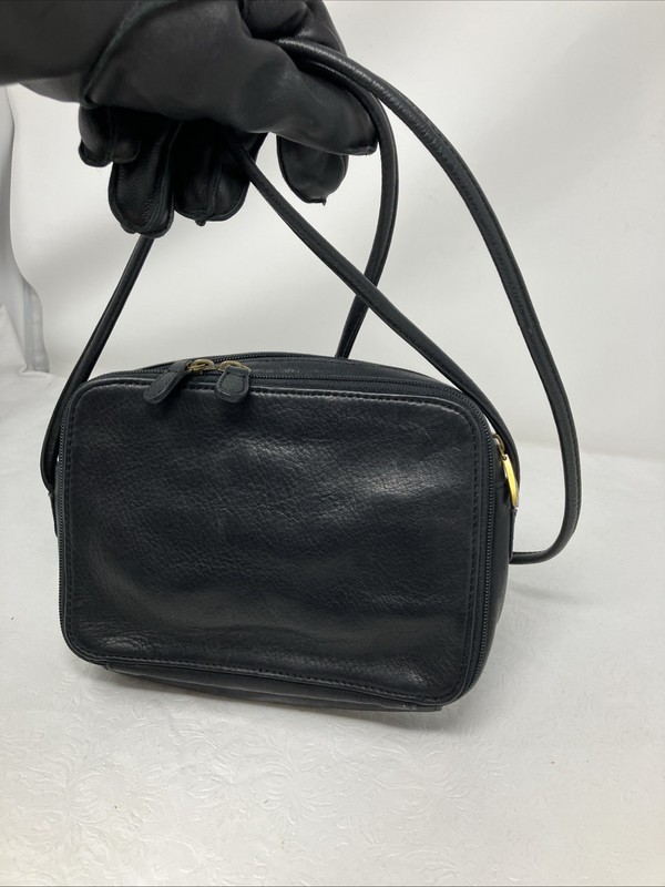 Fossil Leather Crossbody Purse With Built In Card ID Wallet Pockets Black gallery