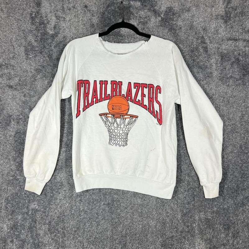 Portland Trail Blazers Sweatshirt Mens M White Pullover Fleece NBA Crewneck
